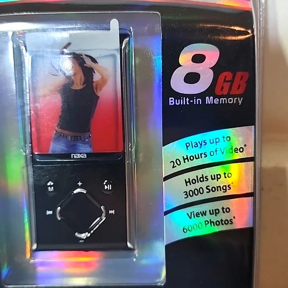 NAXA Digital Portable 8GB Audio & Video Player NEW - Picture 2 of 7